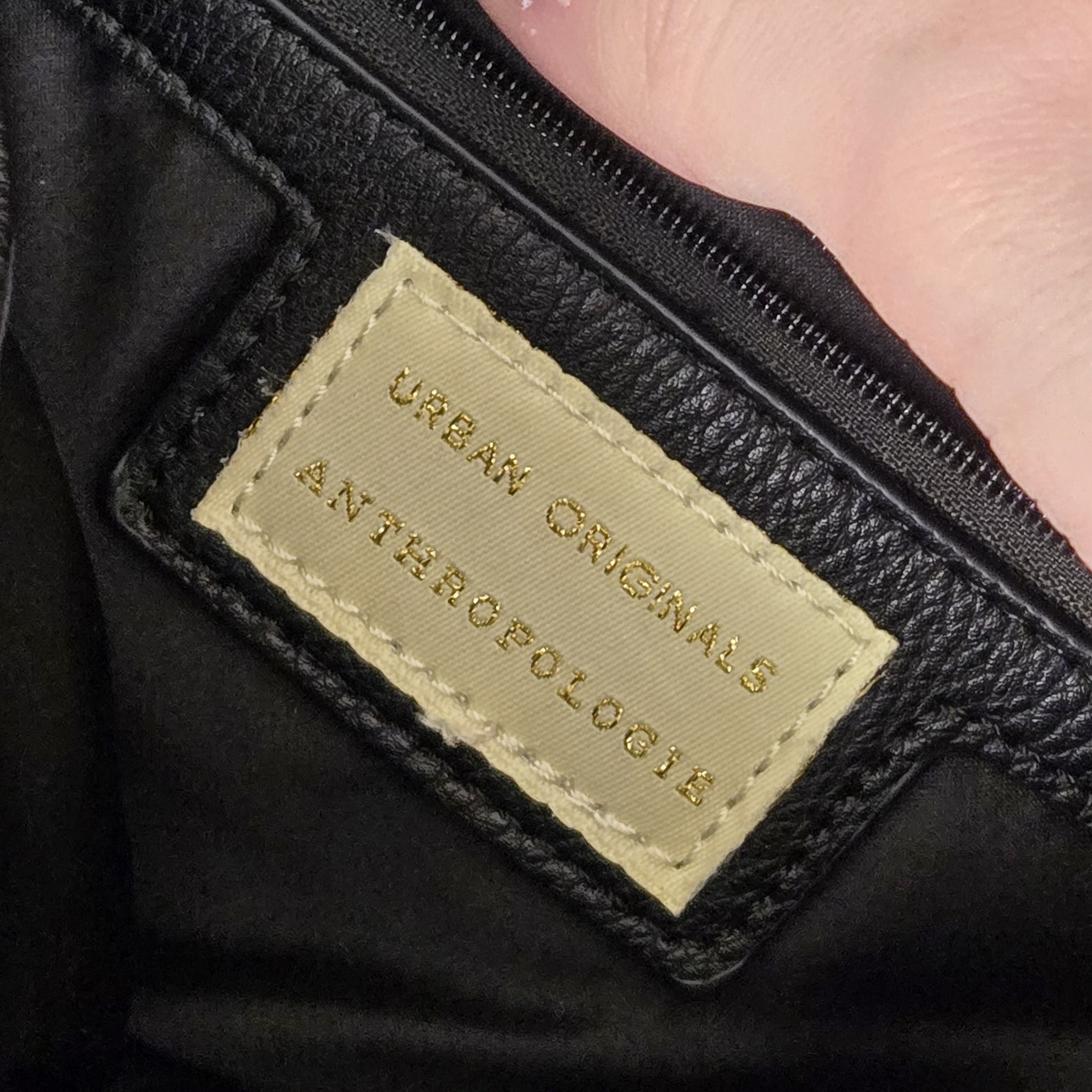 Urban Originals Anthropologie Black Luna Crossbody Bag Half Moon Shoulder Bag￼