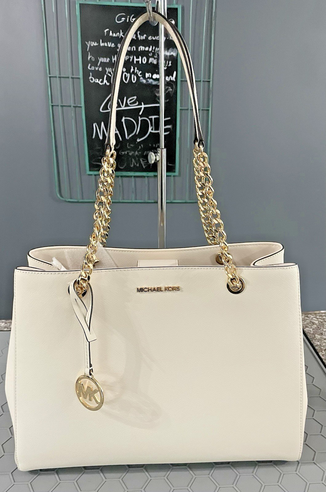 MICHAEL KORS SUSANNAH LARGE E W TOTE SAFFIANO LEATHER LIGHT CREAM NWT AUTHENTIC