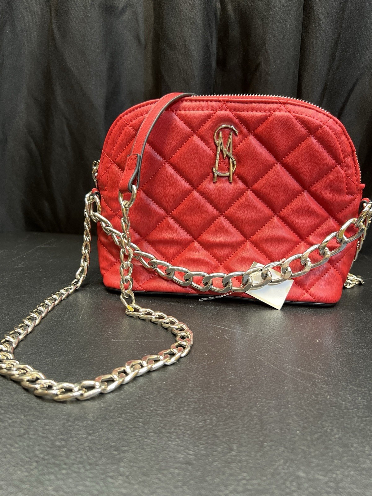 Steve Madden Bmaggie CRINKLE RED Nutshell Dome Crossbody Chain Strap