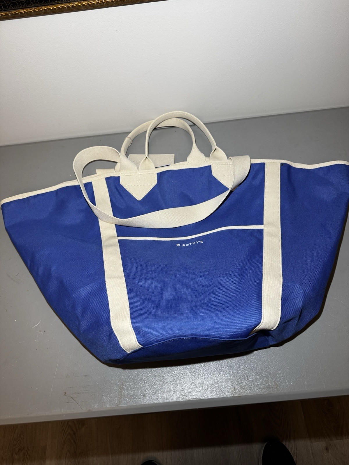 Rothy’s – Reversable Red/Blue BEACH TOTE BAG w/Dbl Handles & Shoulder Strap