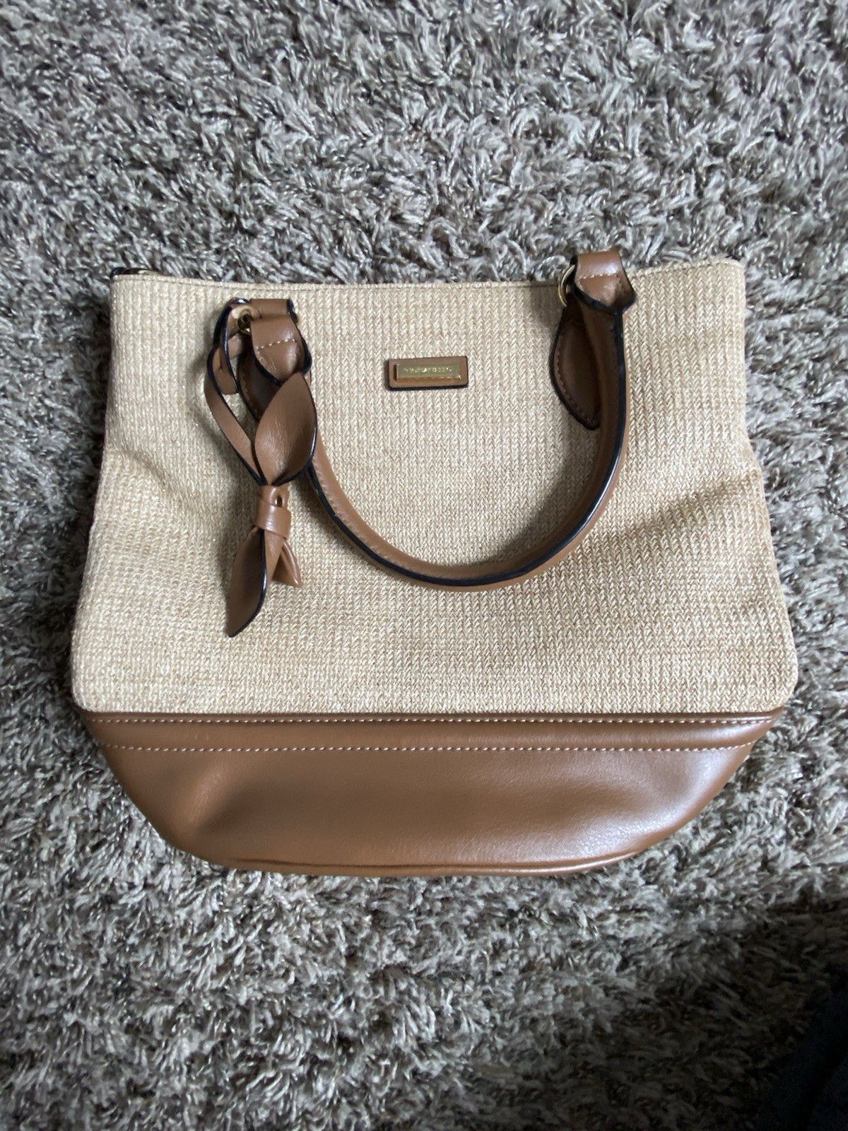 Tignanello Women’s Purse, Multiple Pockets
