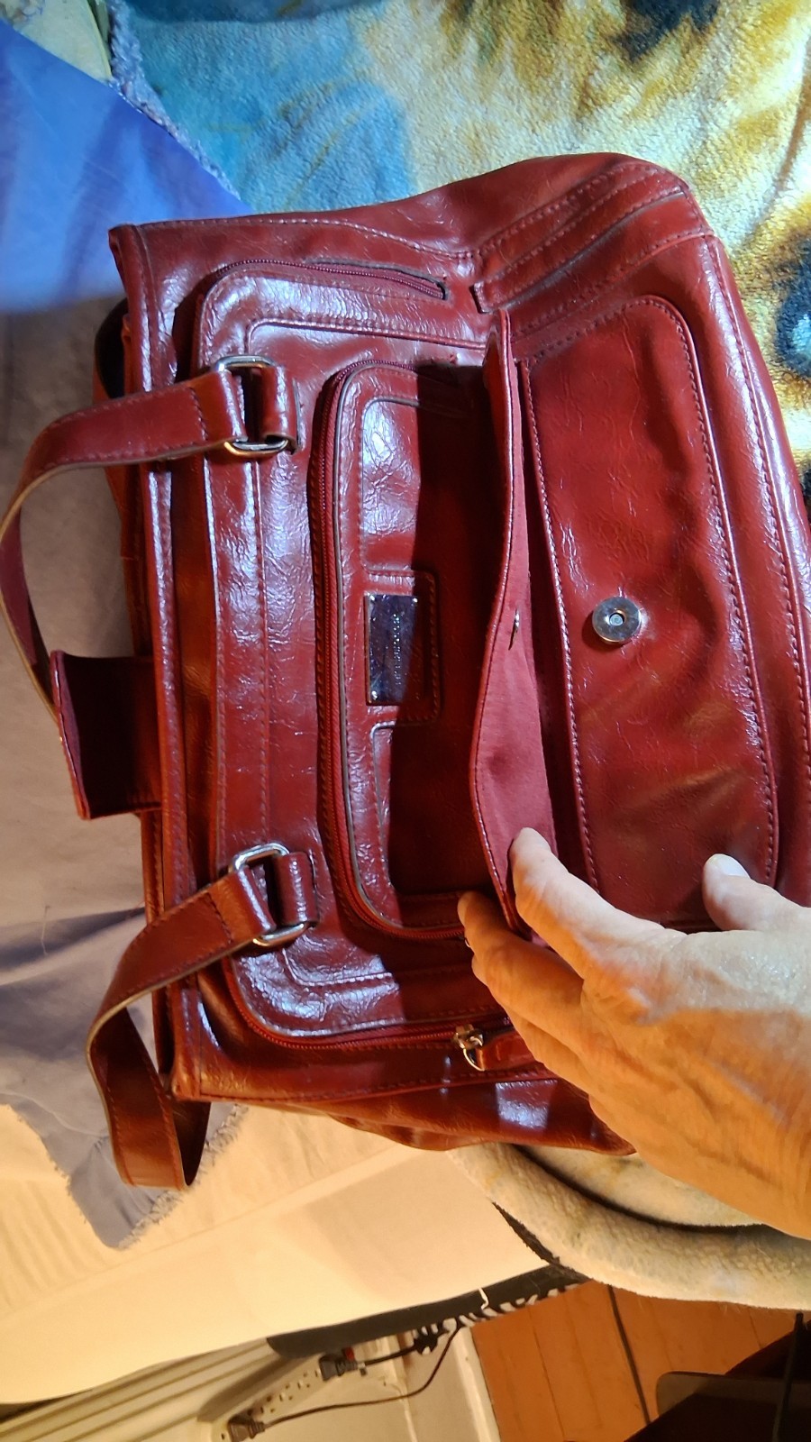 Burgundy Satchel Top Handle Zip/Magnetic Pockets Gold/Silver