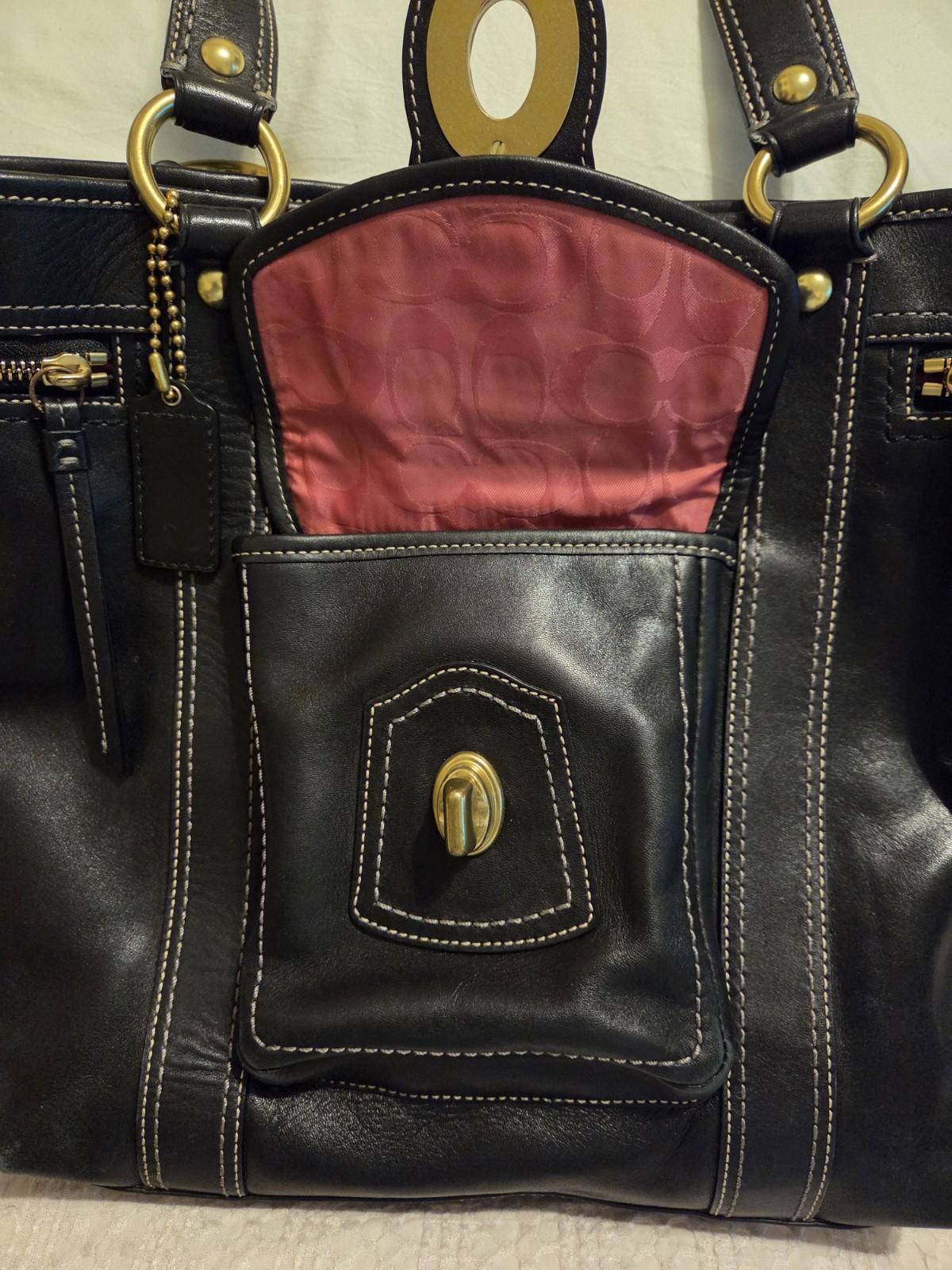 Vintage Legacy Gigi Black Leather Tote Bag Purse Y2K Pink Interior F12888