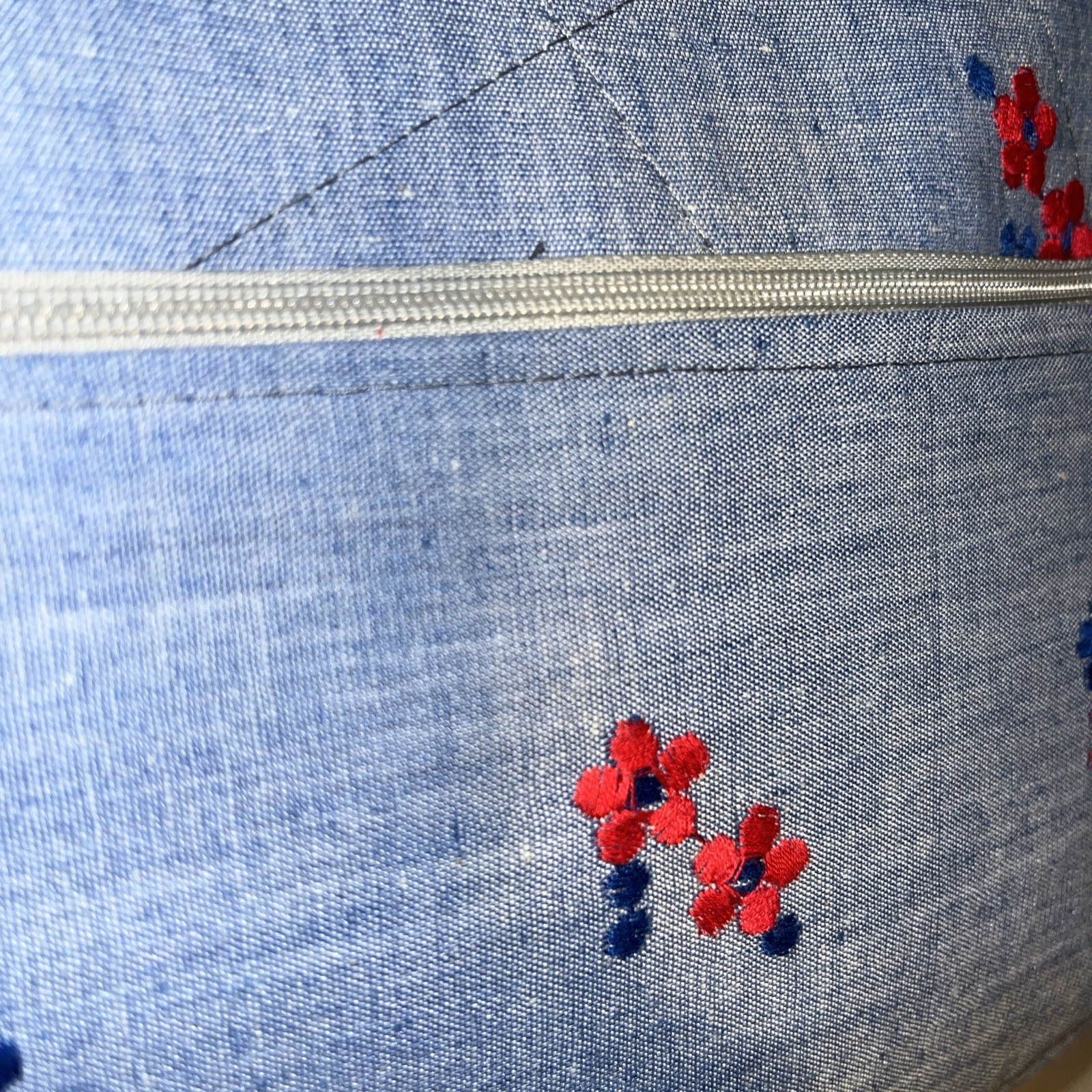 Lidia’s Handmade Embroidered Quilted Bag 0900-3
