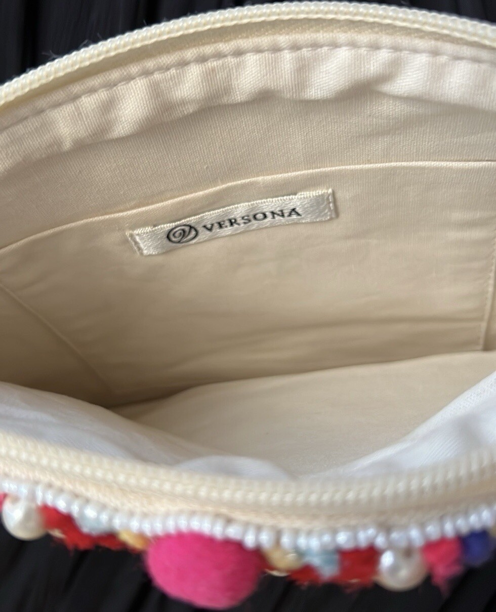 Versona Pouch