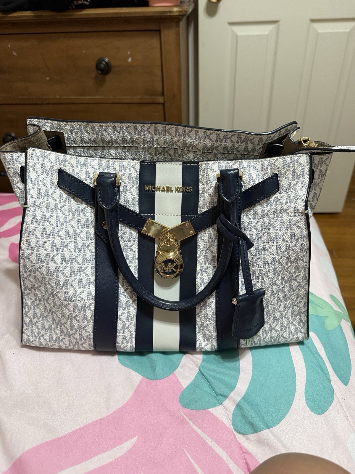Michael Kors Medium Satchel Top Handle MK Logo Stripe Zip Gold Lock & Key