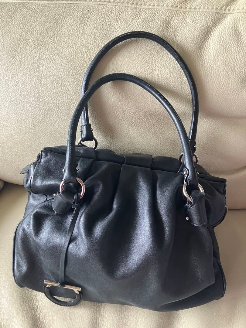 Salvatore Ferragamo Black Leather Handbag Medium Size Tote Bag w42cm