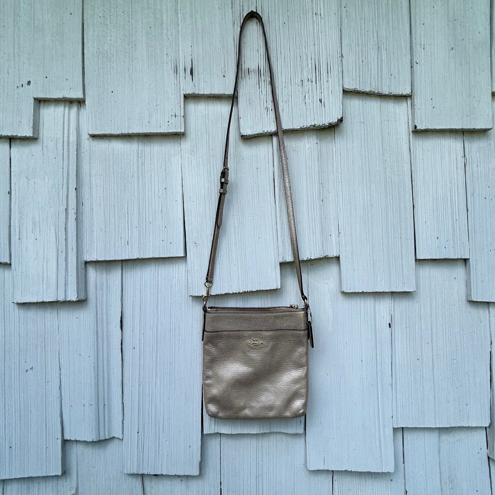 Coach North South Messenger Crossbody Bag Metallic Champagne Gold Leather 8.5in