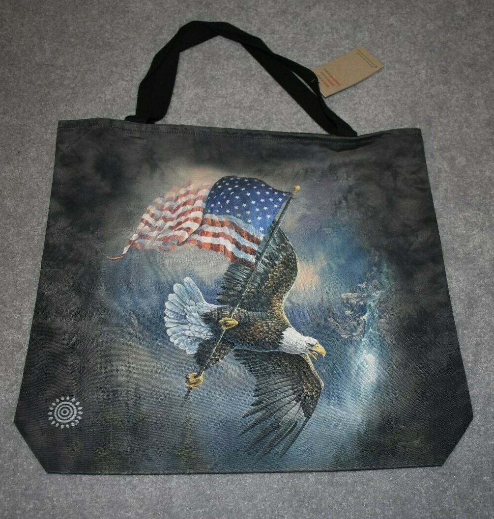 ADULTS FLAG-BEARING EAGLE LARGE 18 INCH TOTE BAG