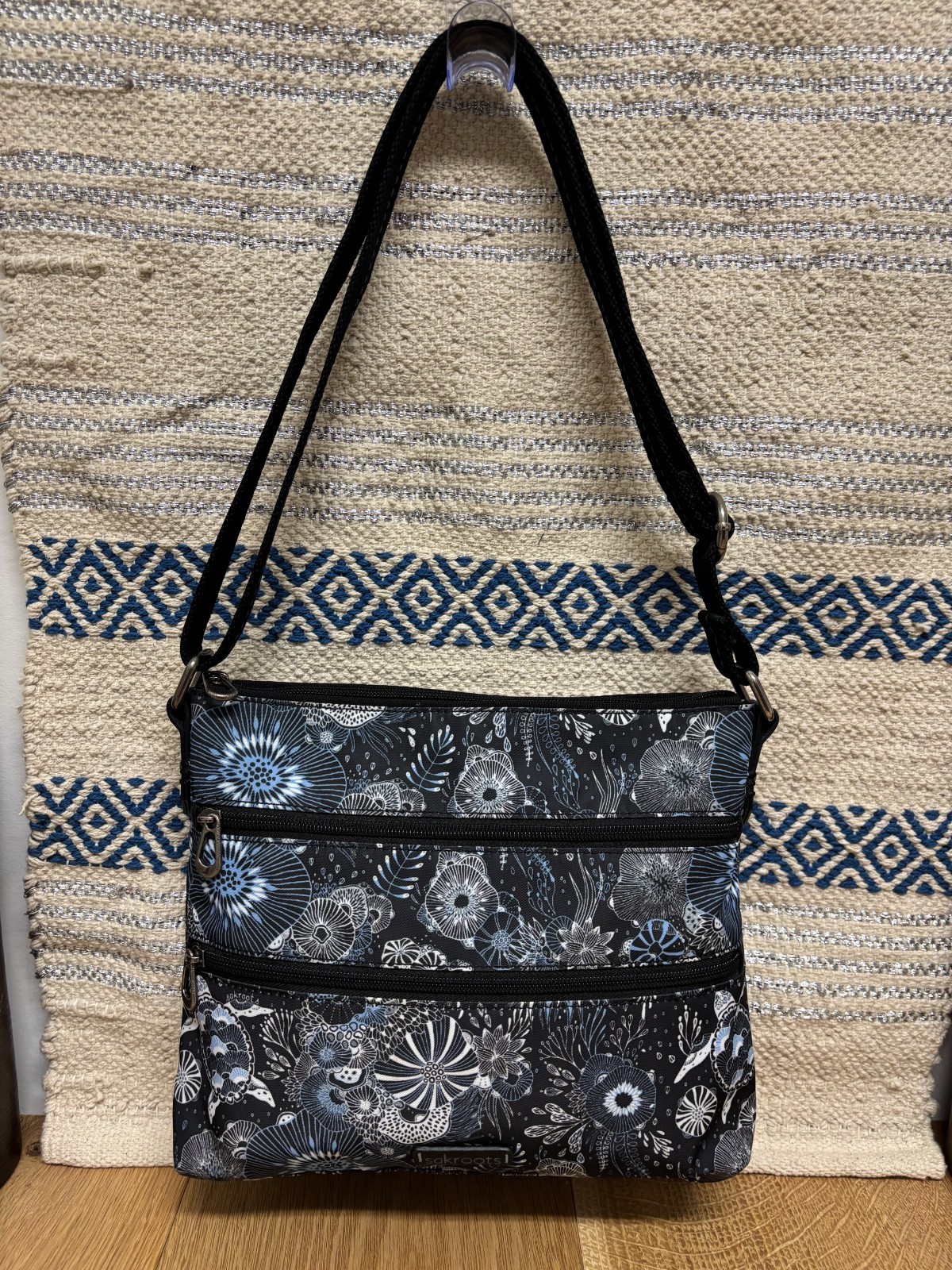 Sakroots Artist Circle Basic Crossbody bag Midnight Seascape