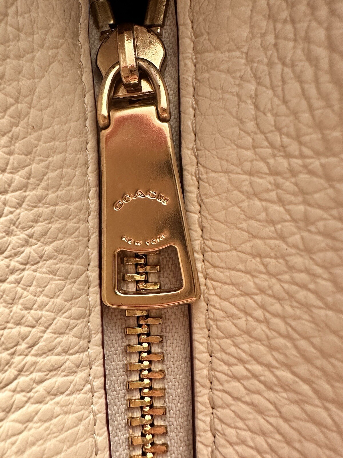 Authentic Coach Colorblock Cammie Chain Tote