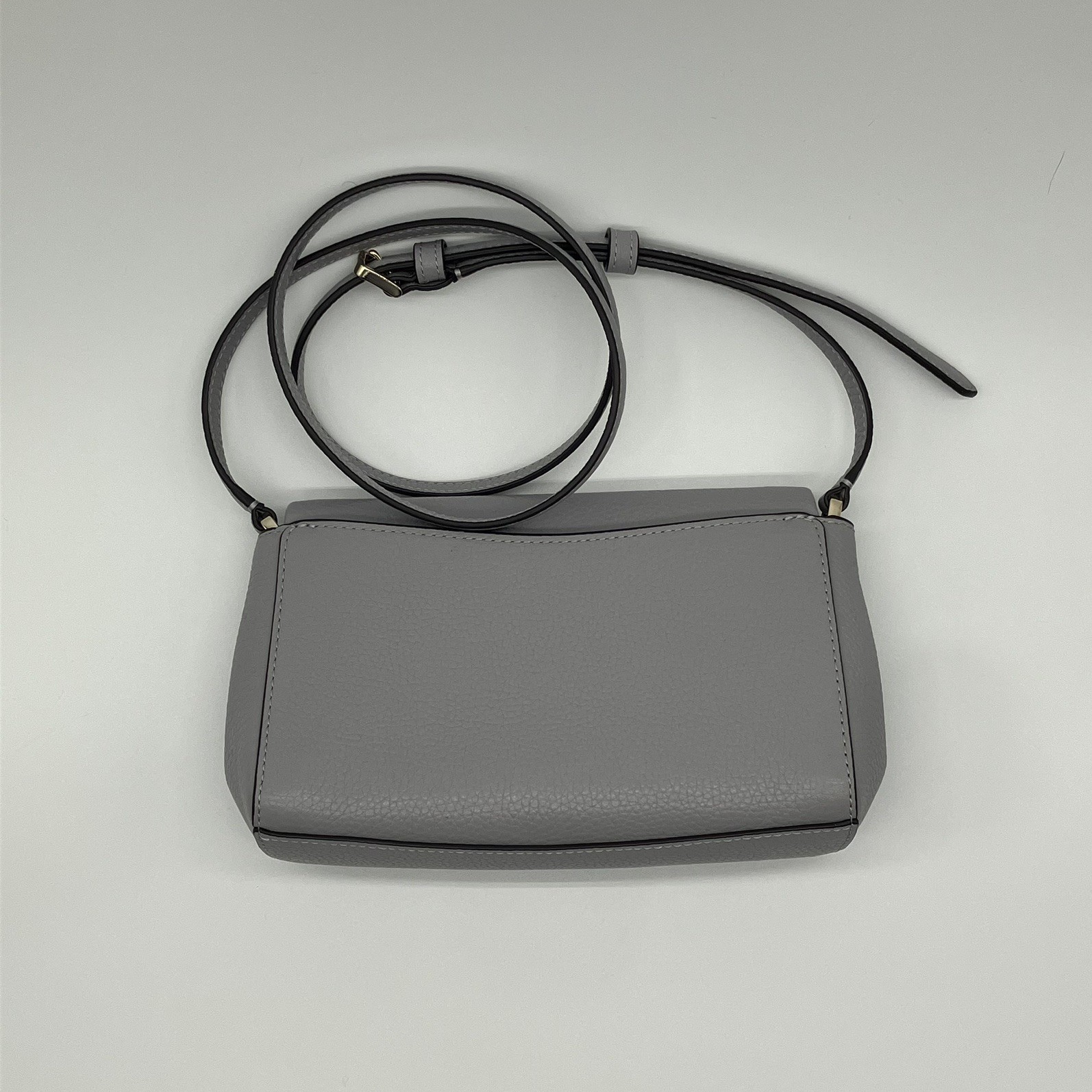 Kate Spade Leila Mini Zip Crossbody Purse in Grey Leather KE487