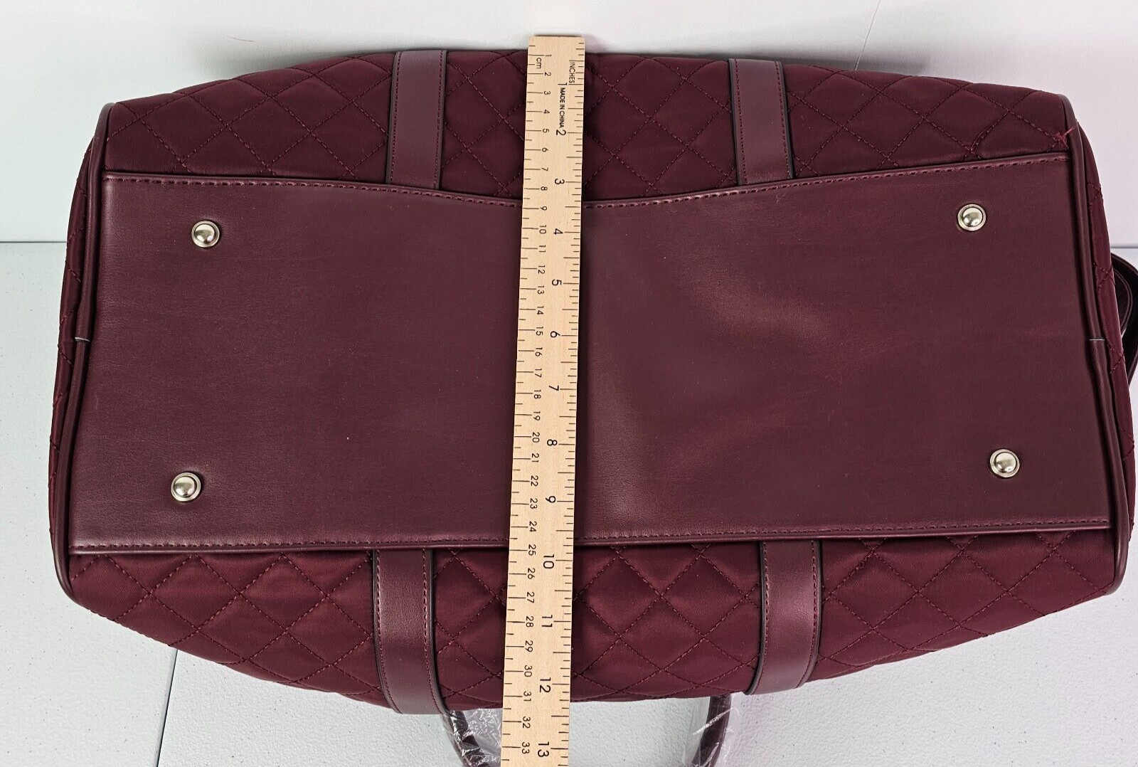 NWT Vanessa Williams Women’s Burgundy Quilted Duffle Bag Strap Zip & Dust Bag