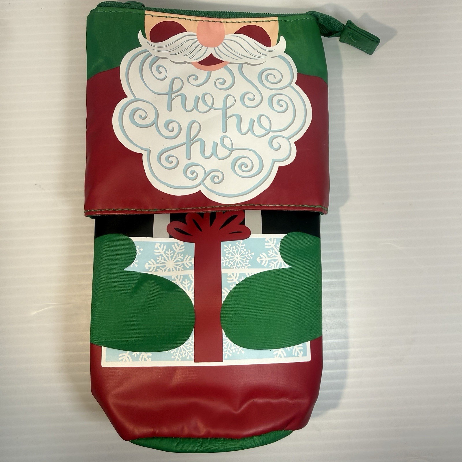 Thirty-One Hide & Peek Expandable Pouch Holiday HoHoHo Santa 4.5”x2”x5.5”-8” EUC