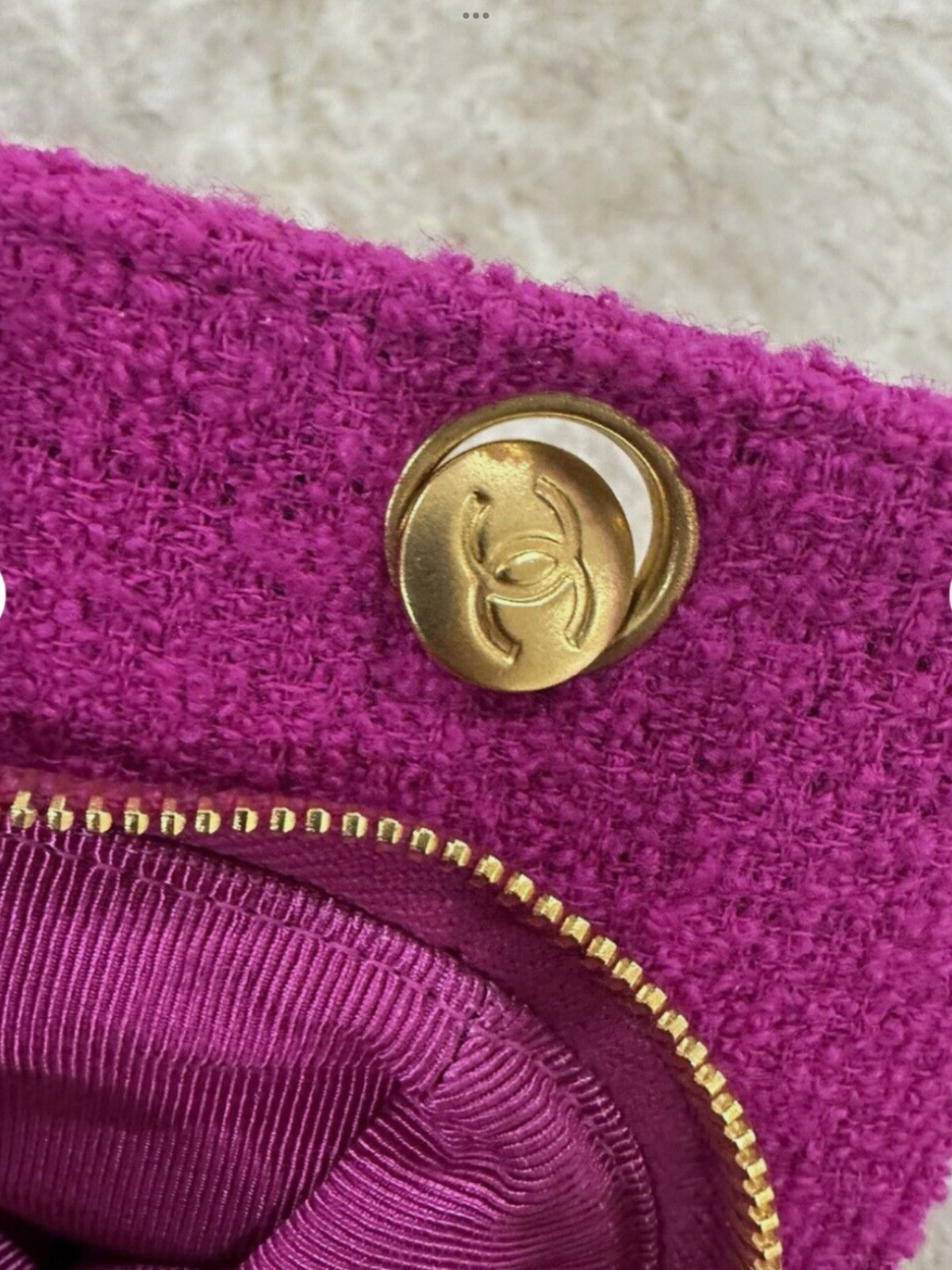 SALE ! RARE VINTAGE CHANEL PINK TWEED EMILY IN PARIS BAG