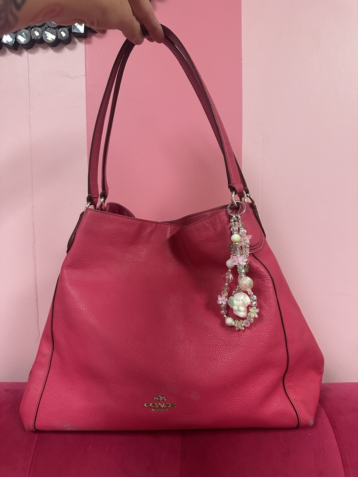 Coach pink pebbled shoulder bag zip turn lock silver hw w charm inner pockets