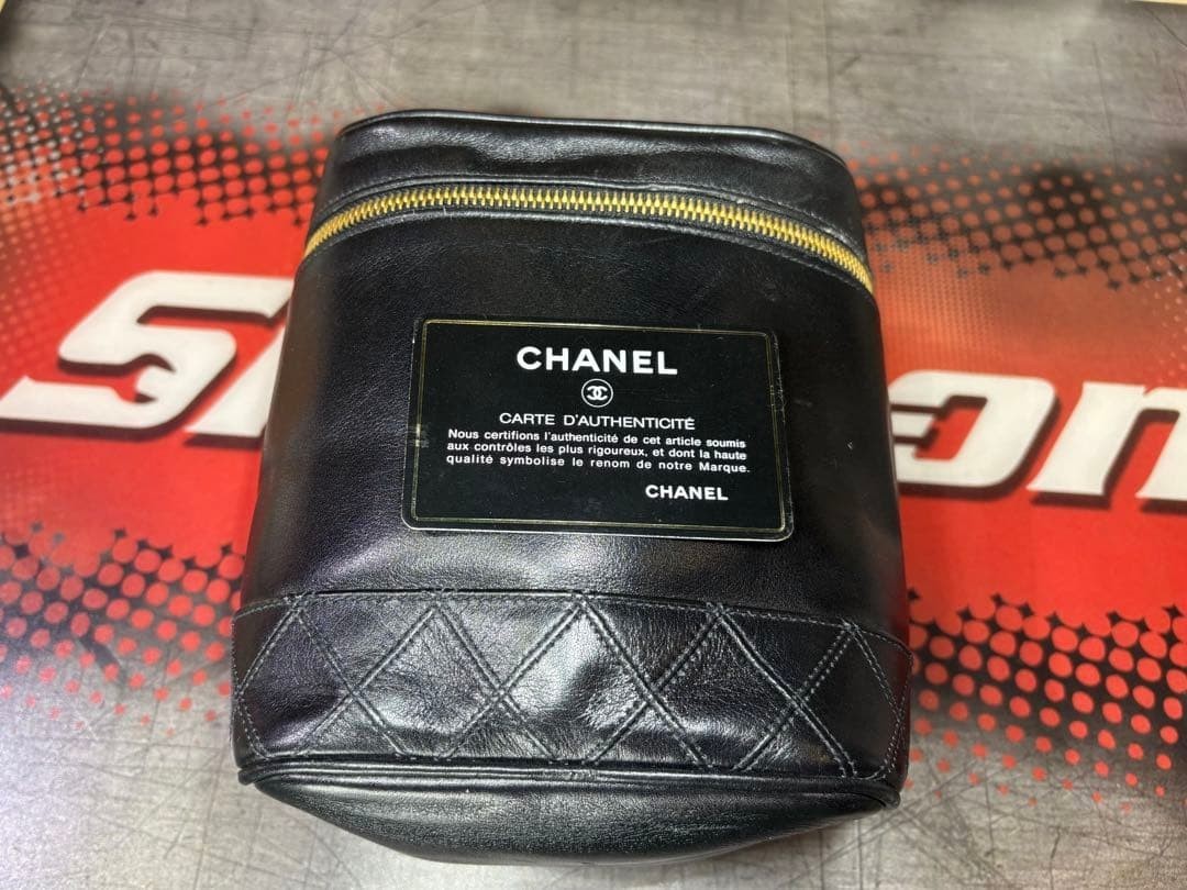 CHANEL Bicolore Vanity Bag Black Lambskin CC Logo Cosmetic Case Authentic
