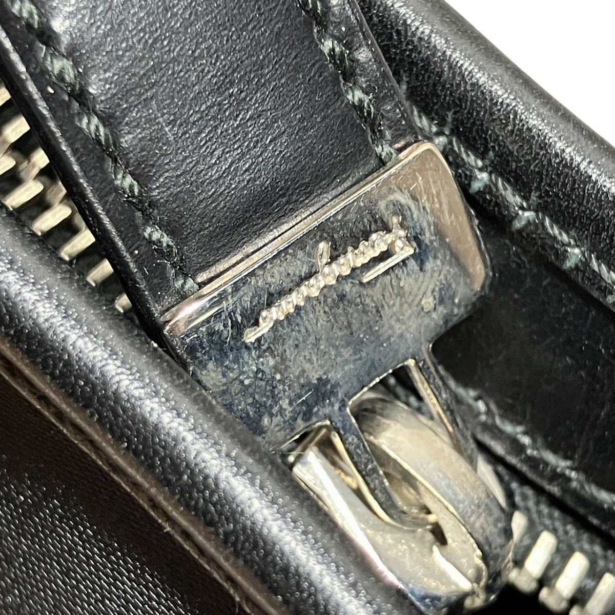 Salvatore Ferragamo Handbag Nylon leather AU-21 0734 Free shipping Used