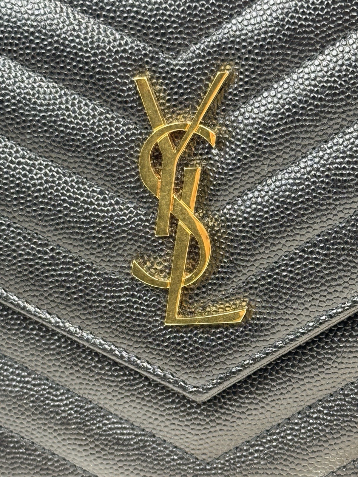 YSL CASSANDRE ENVELOPE CHAIN WALLET IN GRAIN DE POUDRE LEATHER