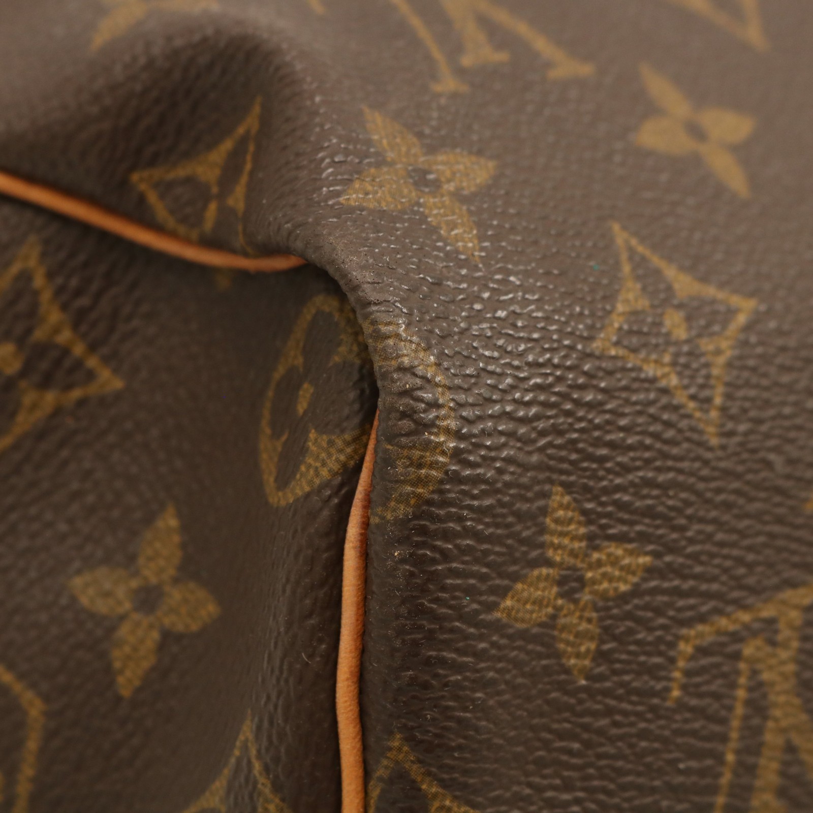 Authentic Louis Vuitton M41106 Speedy 40 Brown Monogram Handbag Serial SP1902