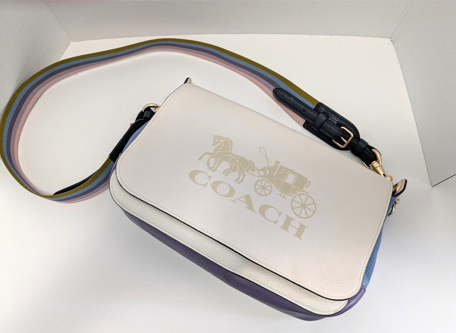 Coach Jes Crossbody #91080 Horse & Carriage Rainbow Strap Color-block Leather!!