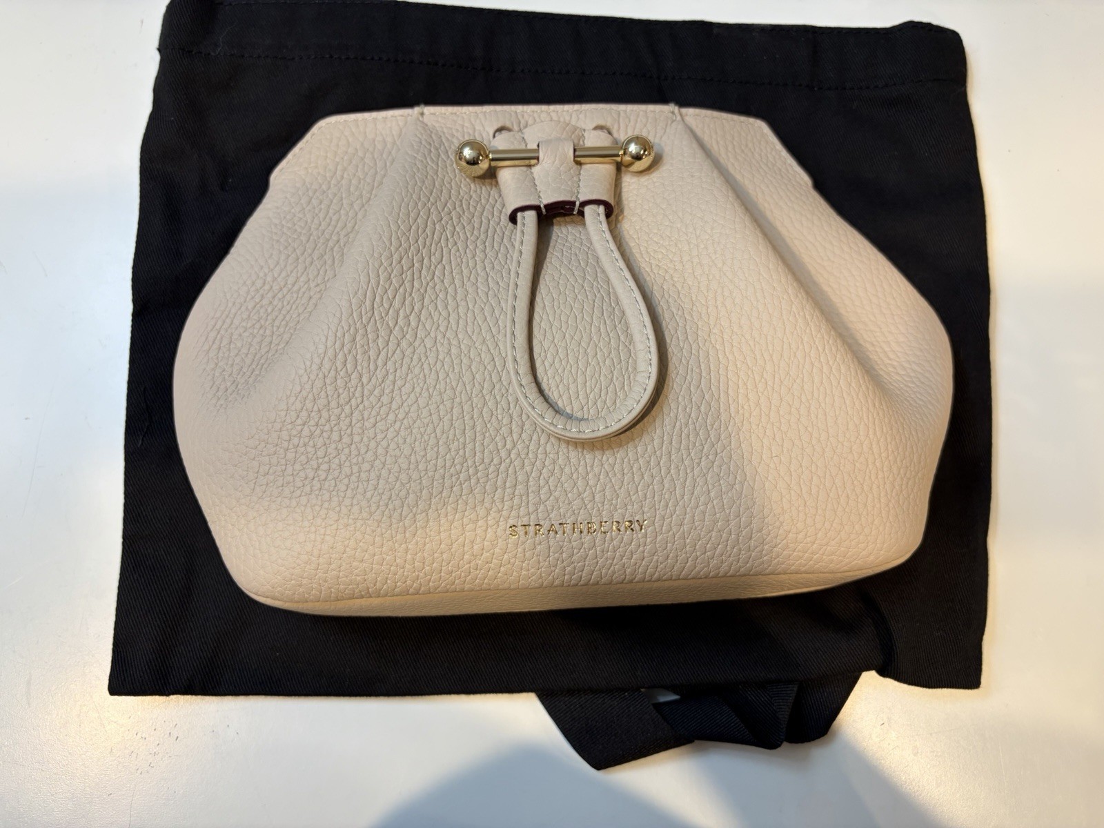 Strathberry Beige Pebbled Crossbody Bag Magnetic Closure Gold Hardware Dust Bag