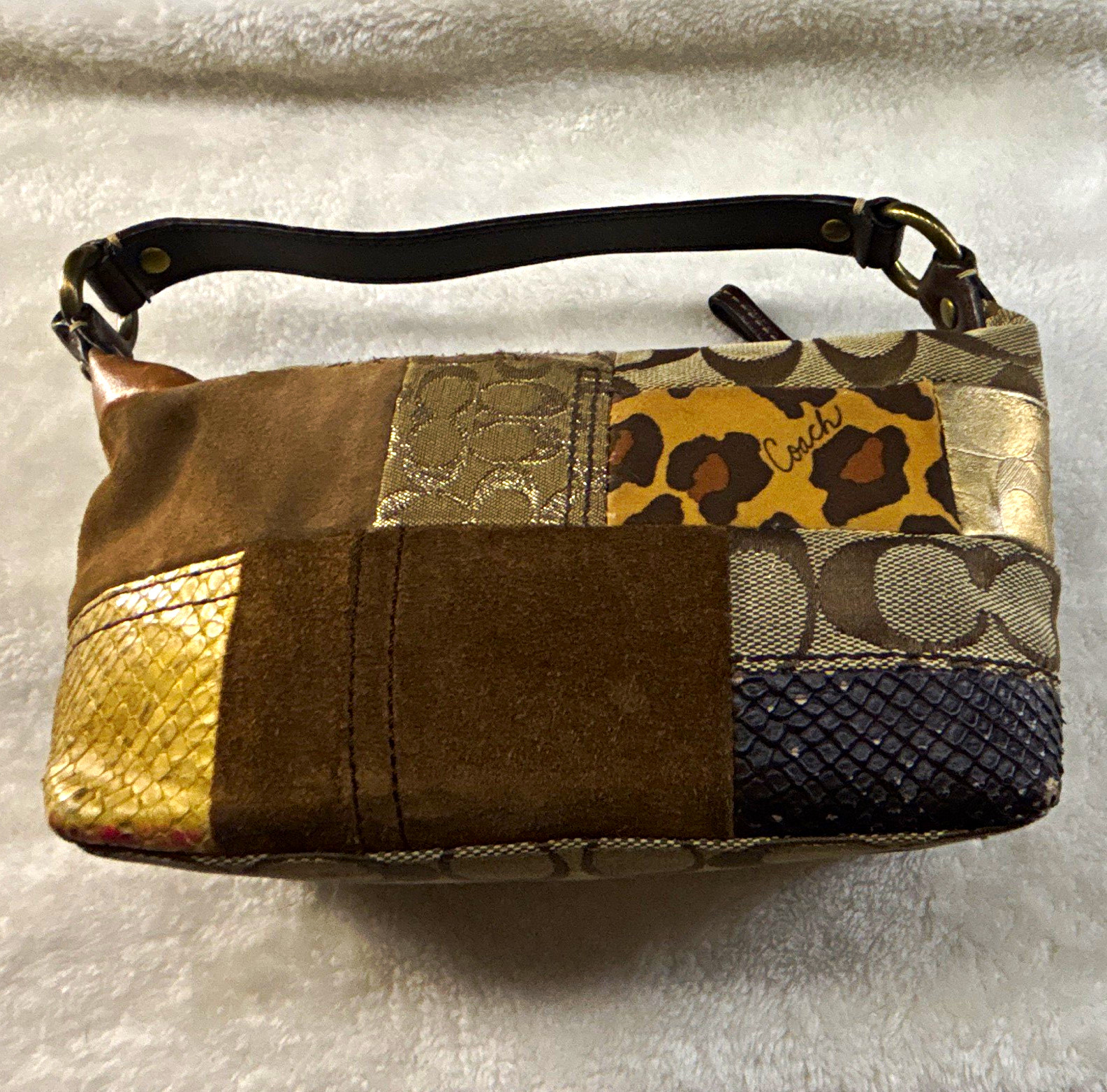 Y2k Coach Signature Patchwork Shoulder Bag Zip Closure Lined Inner Pockets
