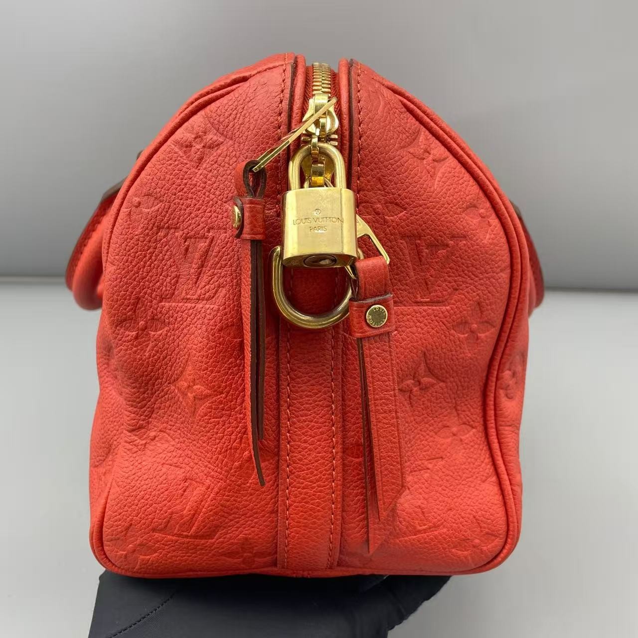 Louis Vuitton Speedy Bandoulière 25 Red Empreinte Leather Gold Hardware Auth