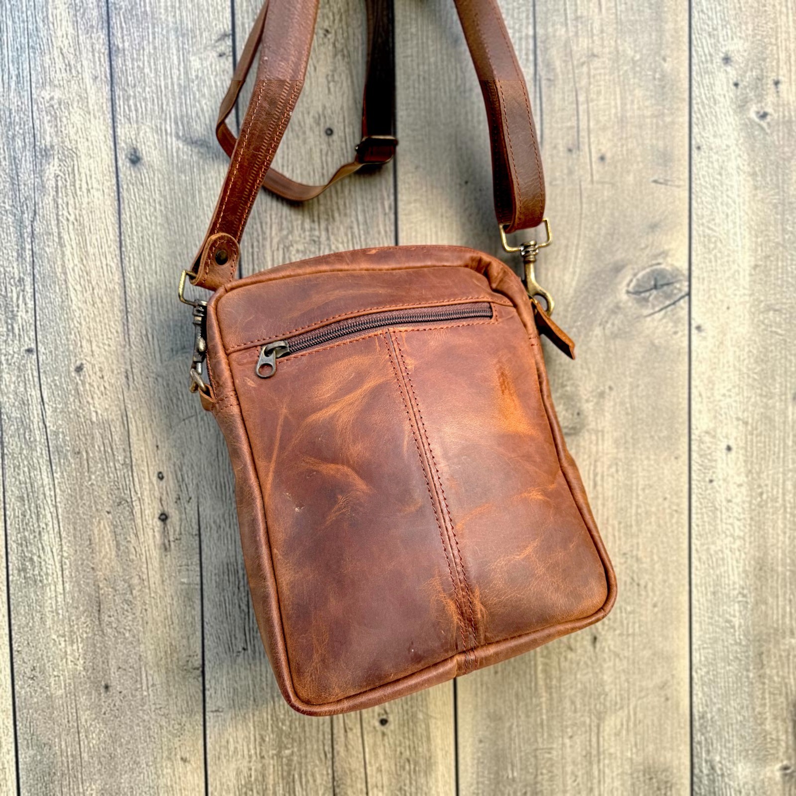 RUST: The Deck | Distressed Full-Grain Leather Field Messenger
