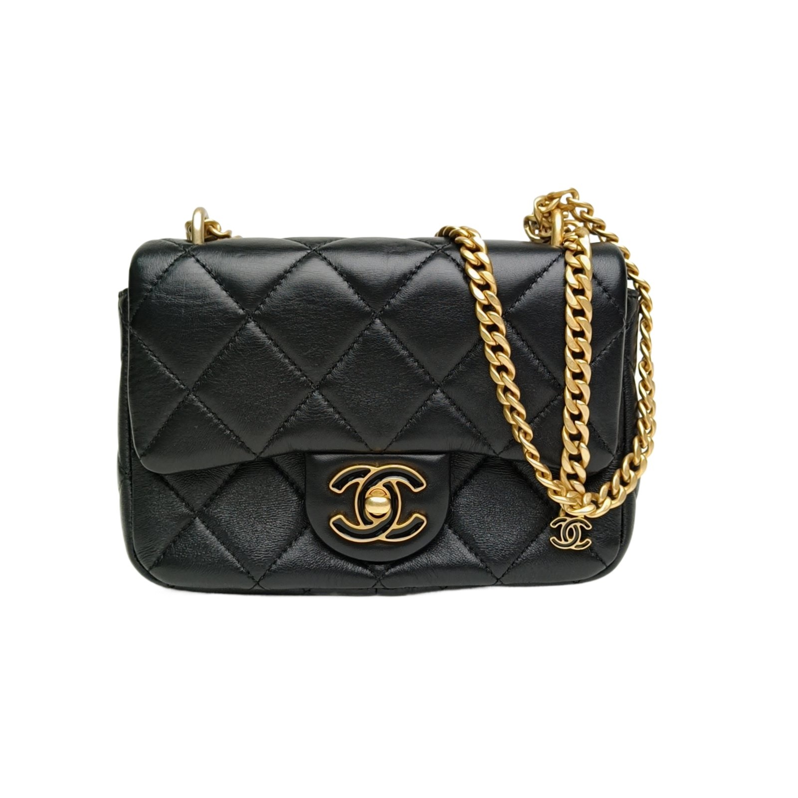 CHANEL 22P CF Flap Bag 18.5cm Black Lambskin Crossbody Bag