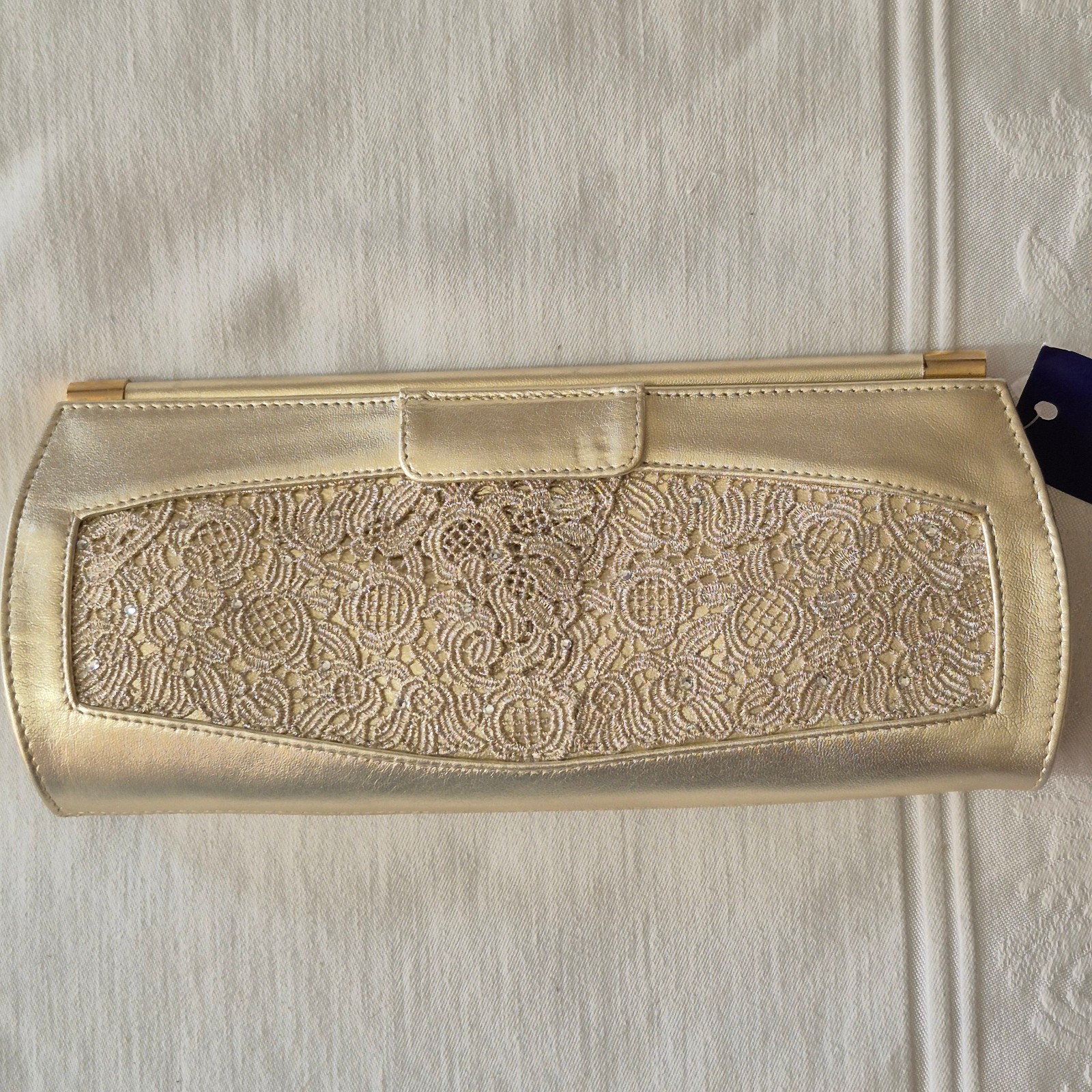 NWT STUART WEITZMAN CHANTELLE CLUTCH PURSE GOLD TONE CHAMPAGNE BEADED