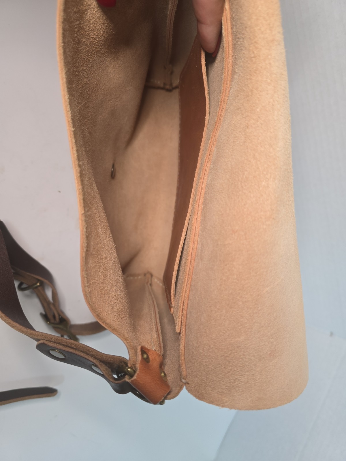 Range Leather Co. Full‑Grain Leather Crossbody Purse Wyoming Made Brown Dust Bag