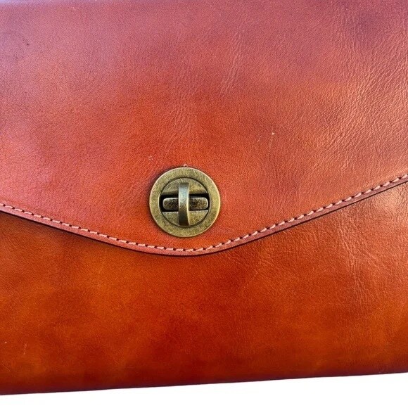 NWOT A. Bellucci Genuine Leather, Doctor Handheld shoulder bag. Women’s Cognac