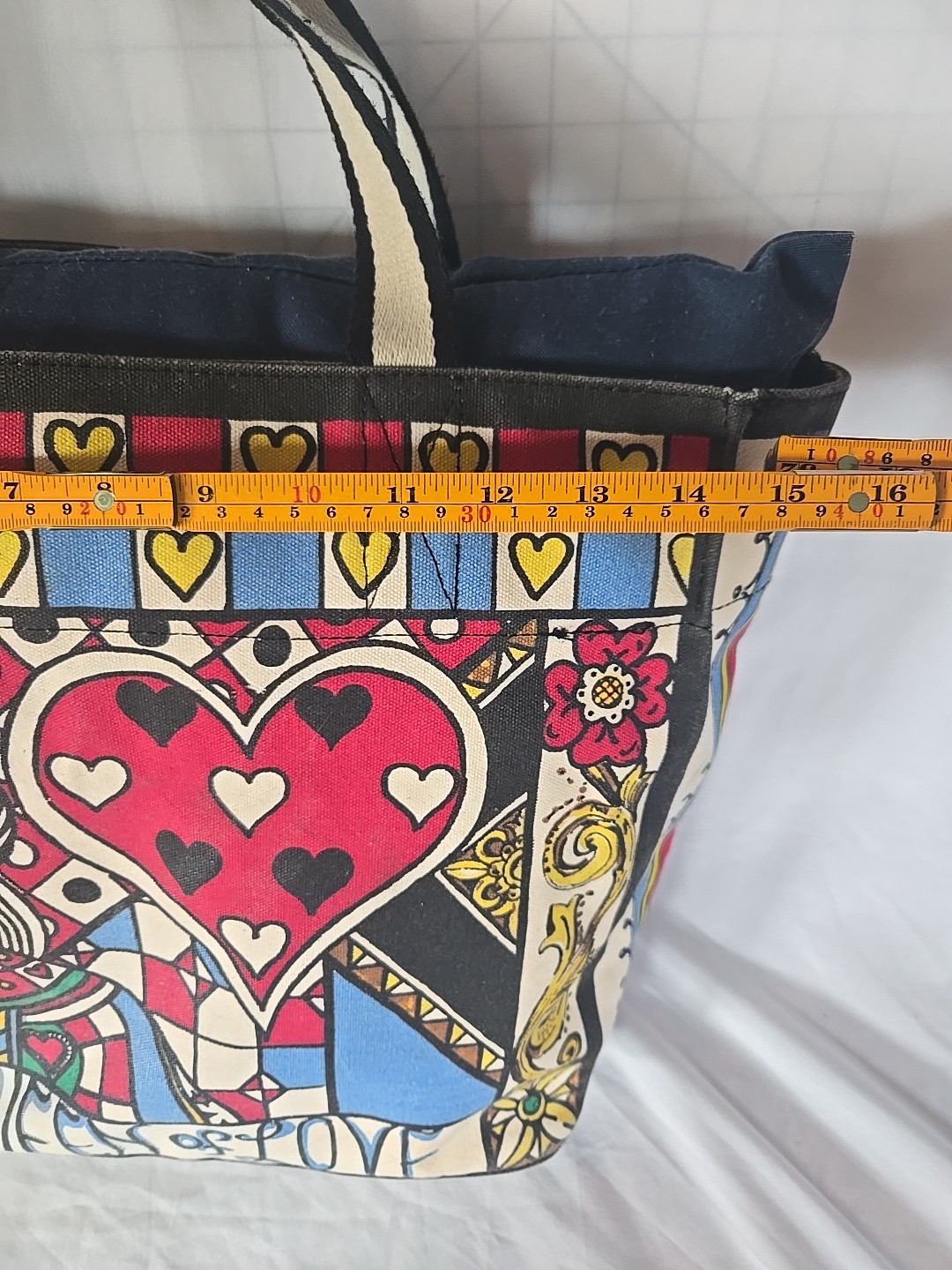 Brighton Queen of Love Tote Canvas Zip Pocket Queen of Hearts Tom Clancy Artist