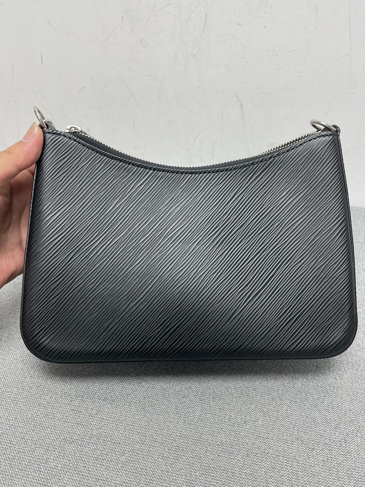 Louis Vuitton Epi Marelle 25 Black Epi Leather Shoulder Crossbody Bag Duty Paid
