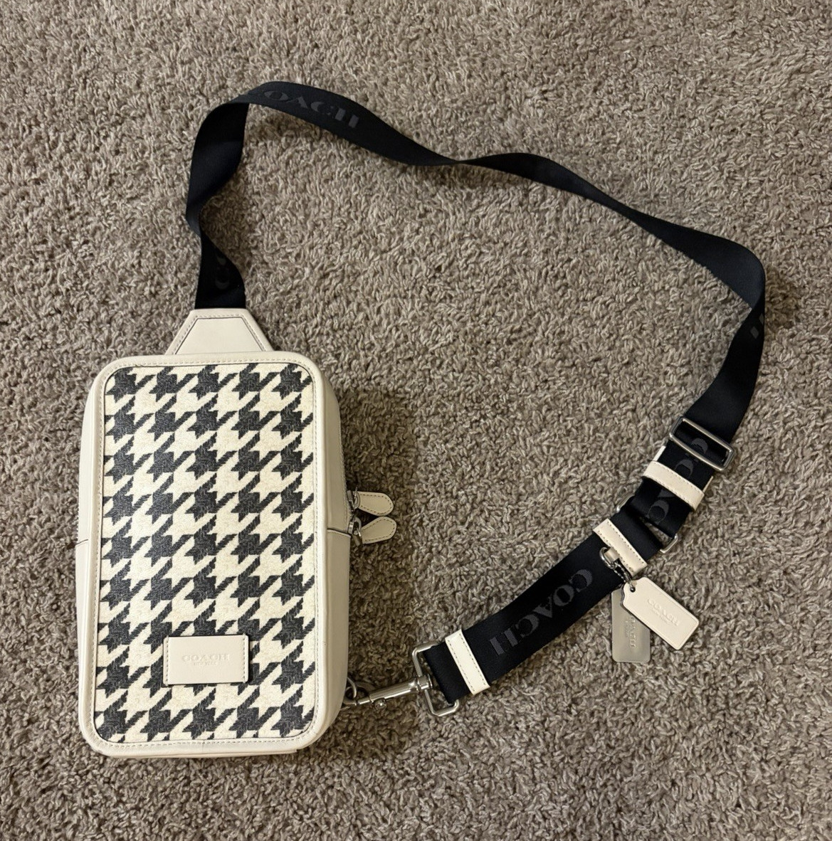 Coach Hudson Houndstooth Crossbody Bag Ivory/Black Zip Detachable Strap