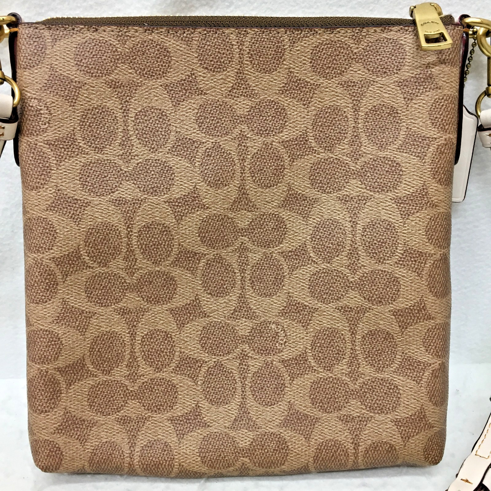 Auth Coach Shoulder Bag E1932 41321 Crossbody Signature Canvas from Japan gf892