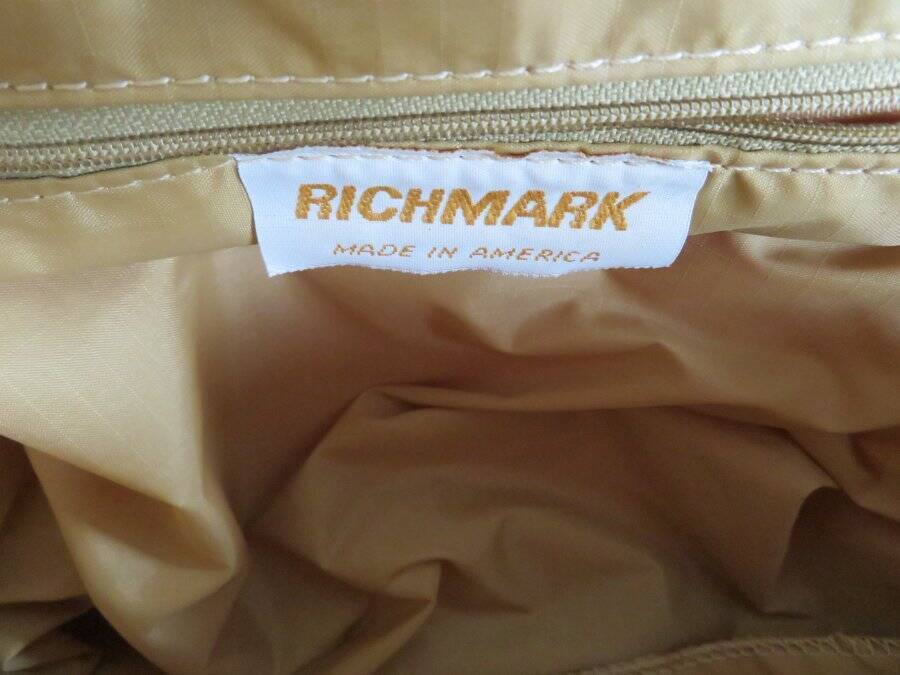 Vintage RICHMARK Crochet String HANDBAG Purse Retro Boho America USA Yarn MCM