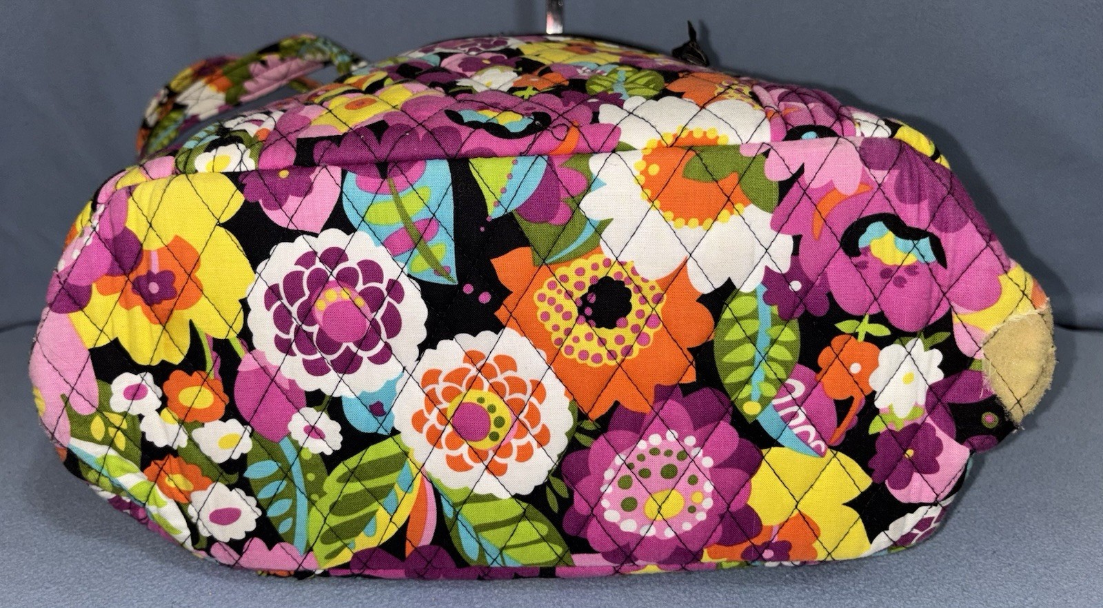 Vera Bradley Floral Quilted Tote Shoulder Bag Multicolor Turn Lock Key Clip Read