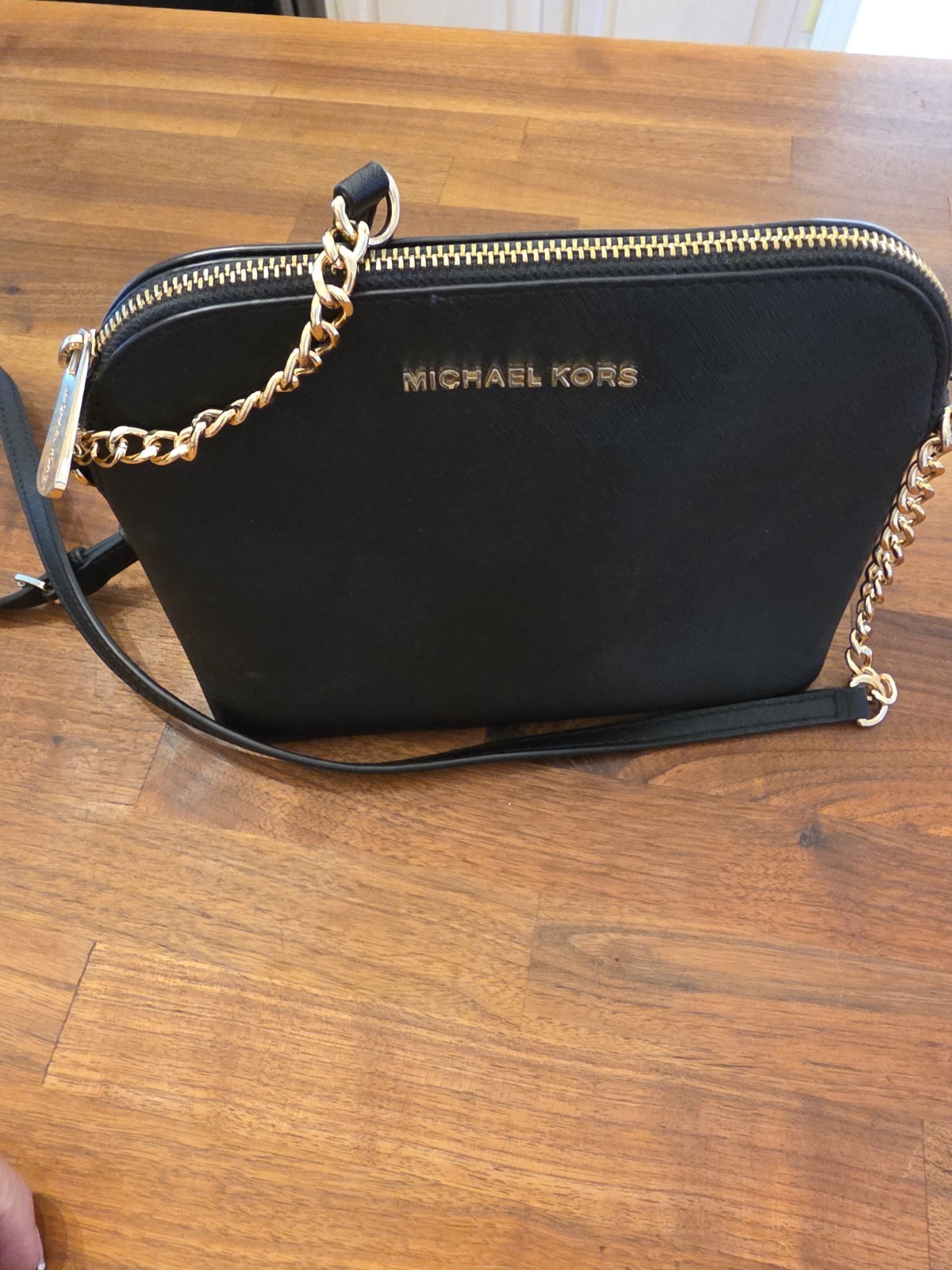 Michael Kors Women’s Crossbody Leather Purse Black, Chain Leather Strap