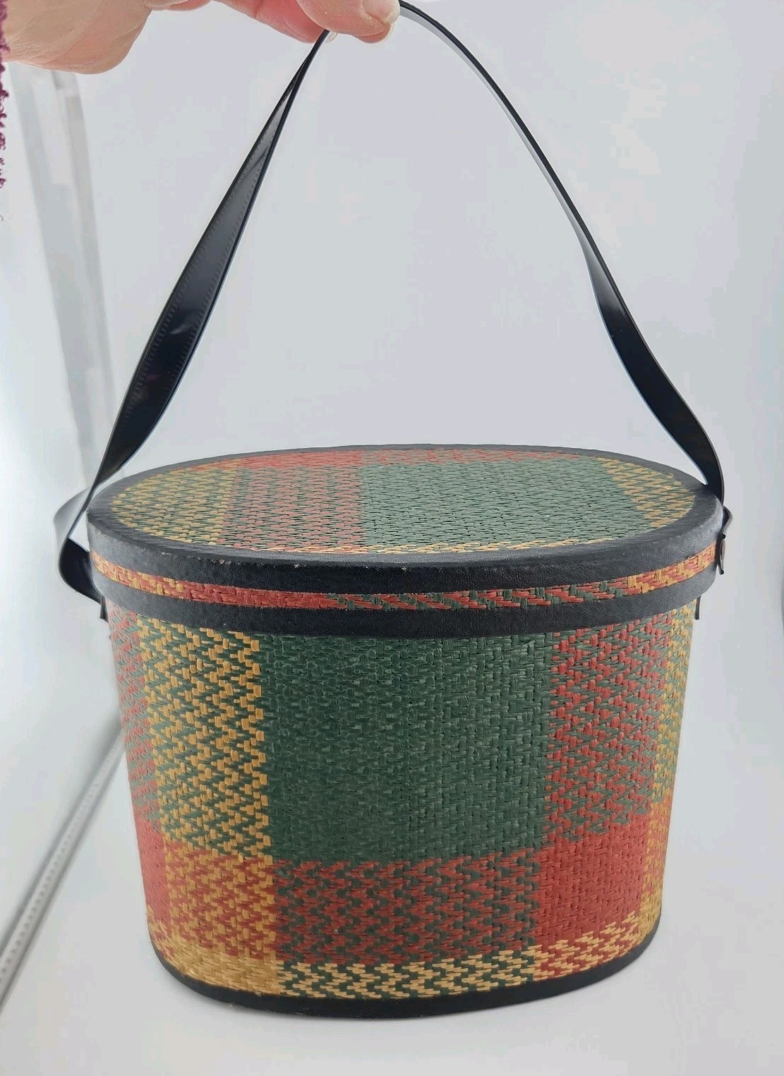 Vtg Bucket Tote Scottish Plaid Woven Straw Over Cardboard Plastic Handle