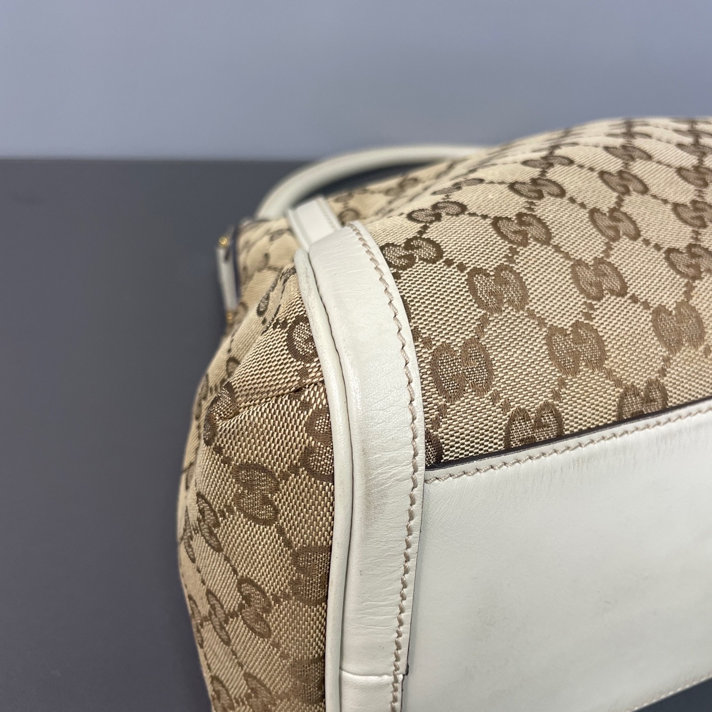 Gucci Pre-Owned Authentic Underarm Bag Monogram Canvas Free Tracked Shipping