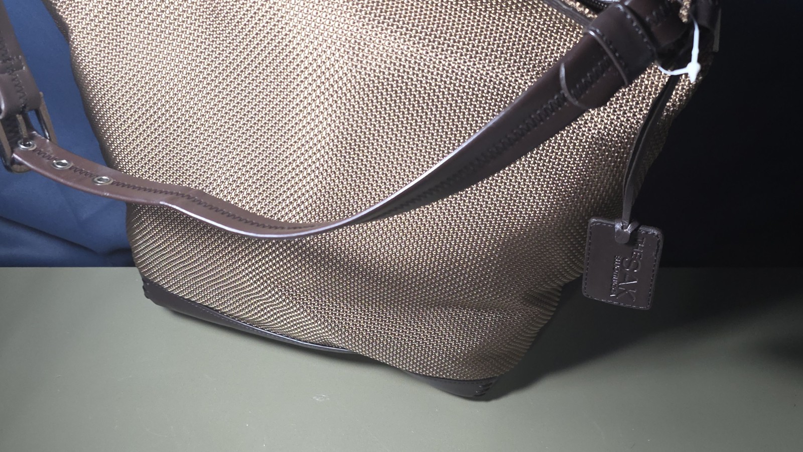 NWT The Sak Luxia Taupe Woven Crossbody Shoulder Bag Brown Zip Top