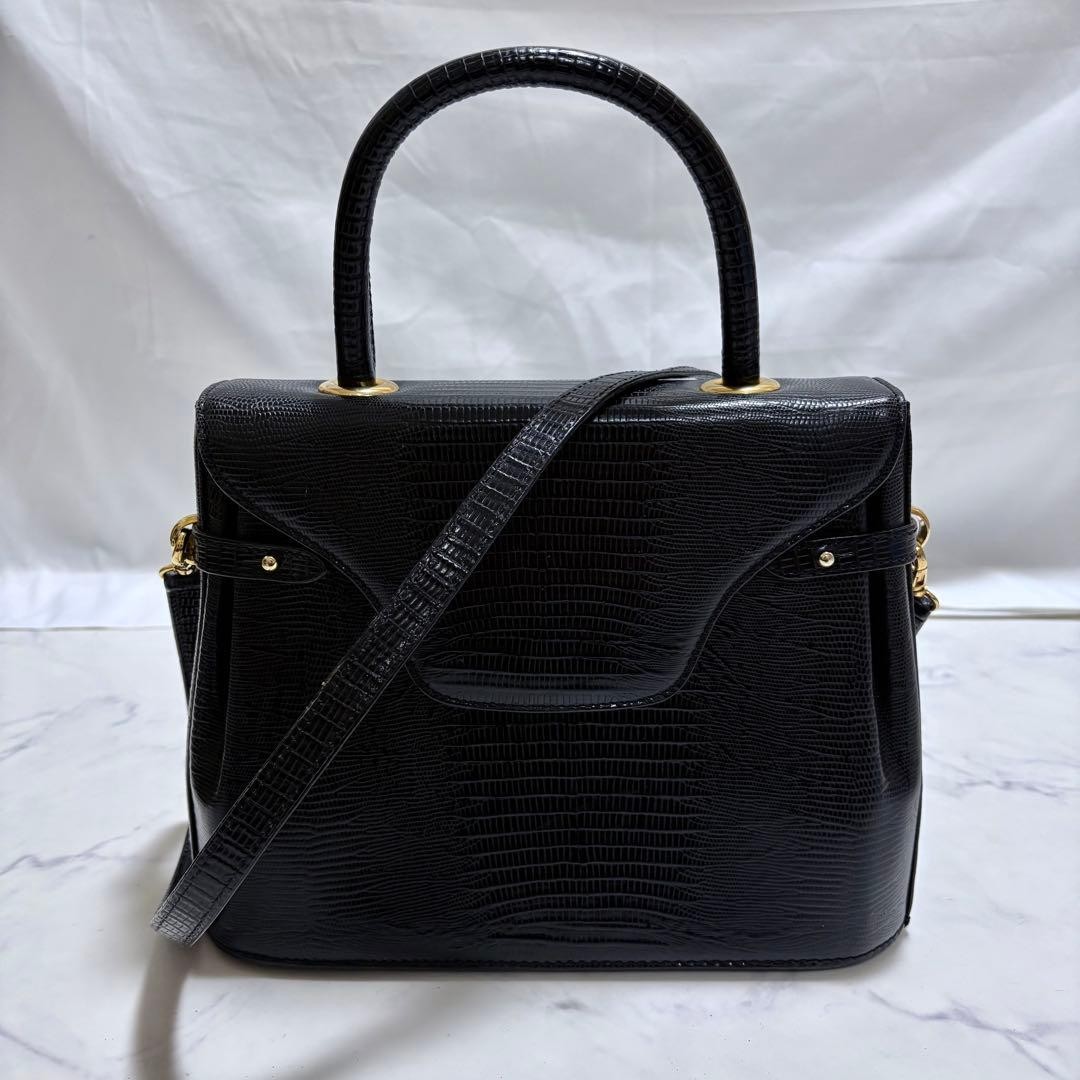 BALLY 2way Handbag Embossed Leather Black Gold Hardware Self Standing 12a