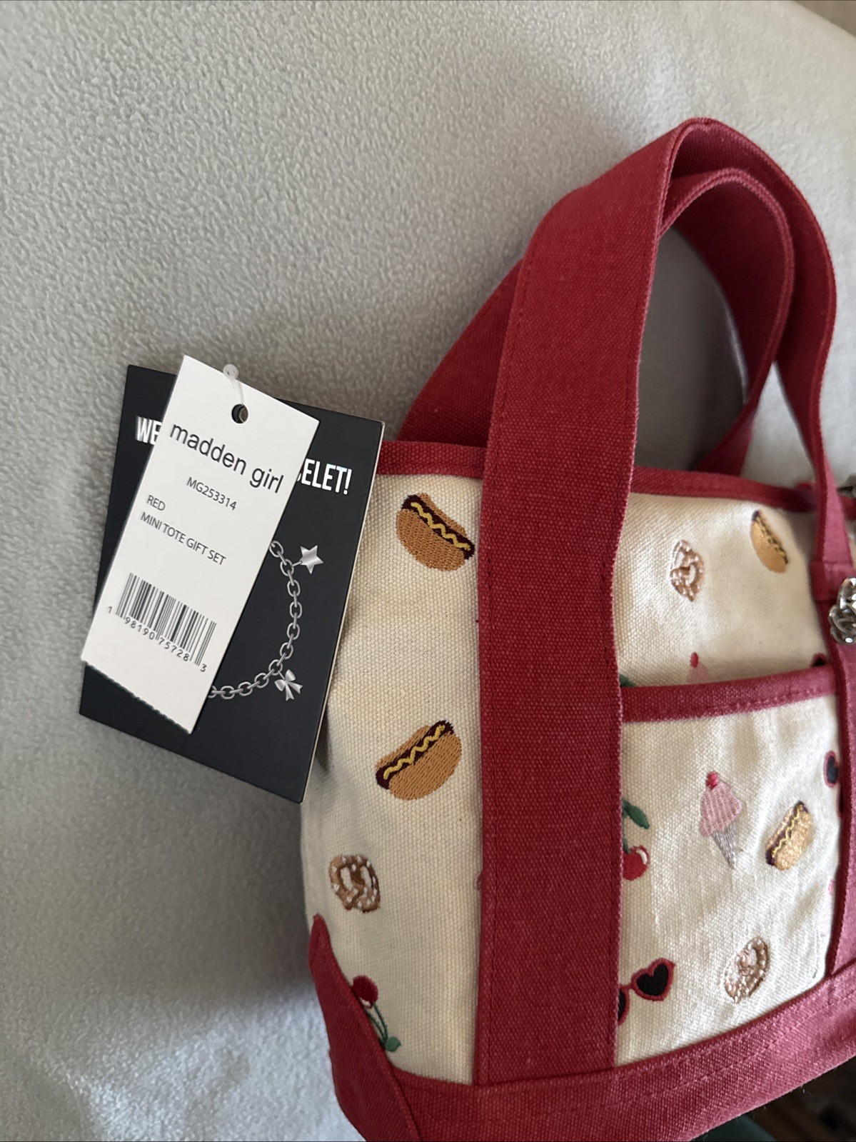 Madden Girl Red Cherry Ice Cream Pretzel Mini Tote Gift Set NWT
