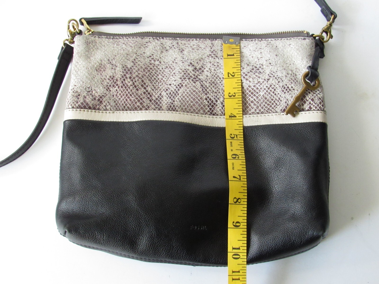 FOSSIL Black Leather CONVERTIBLE Crossbody/Shoulder Bag Detachable Strap Key Fob