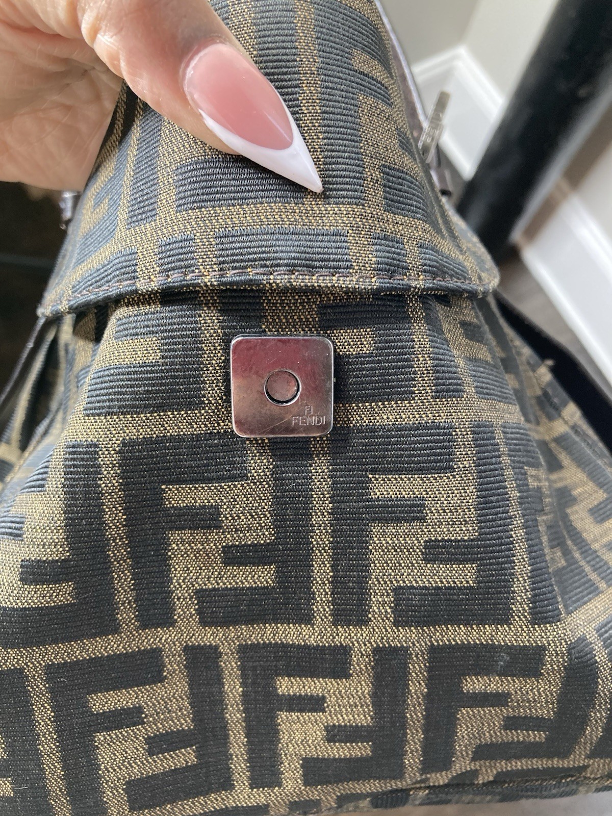 Fendi Zucca FF Monogram Shoulder Bag Brown/Black Detachable Strap Pockets