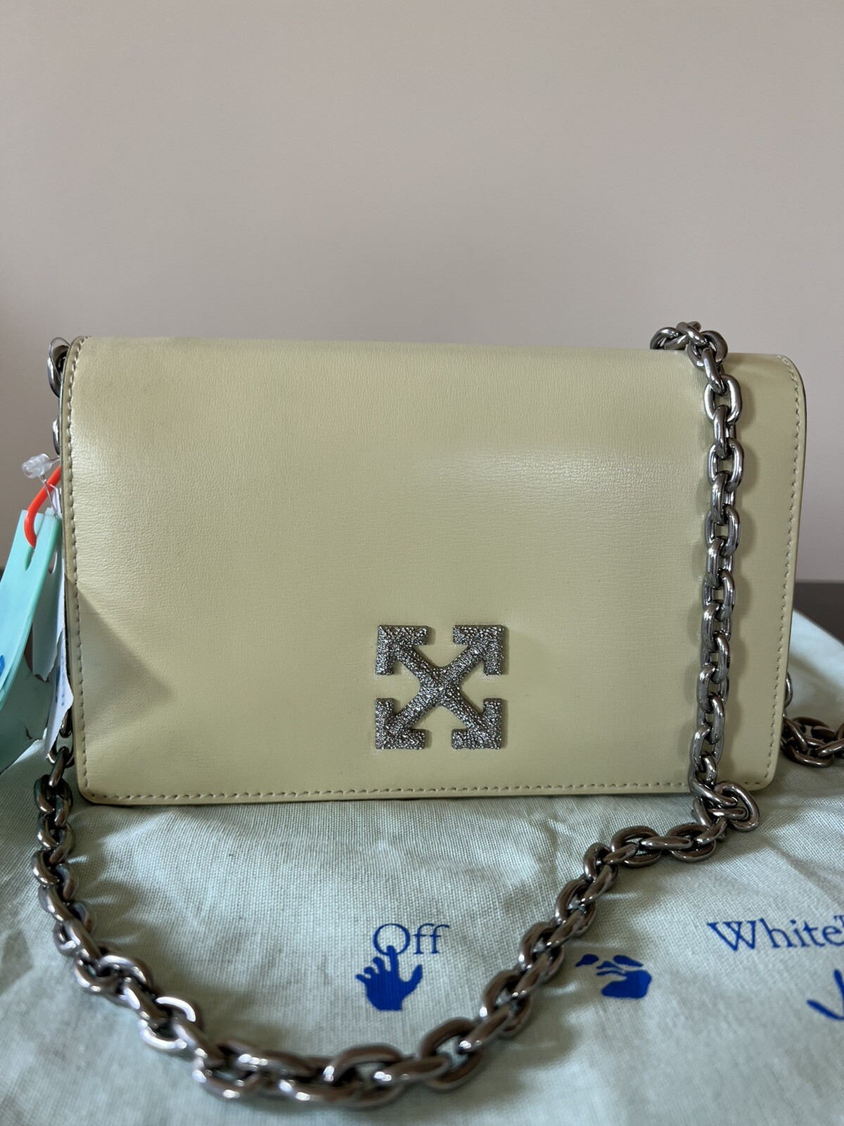 off- white jitney 0.5 leather chain