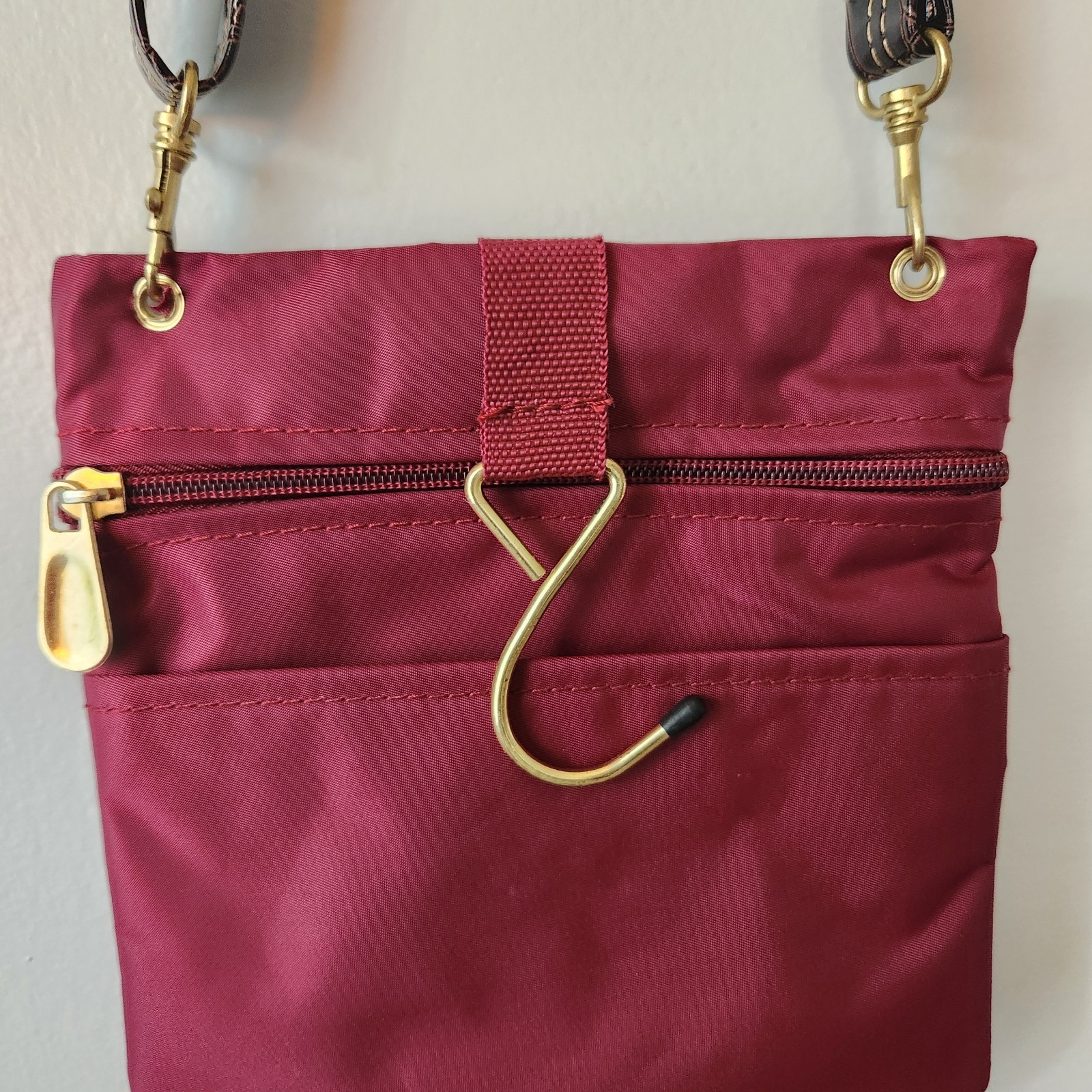 Samantha Brown Crossbody Bag Burgundy Nylon Travel Passport Jewelry Organizer