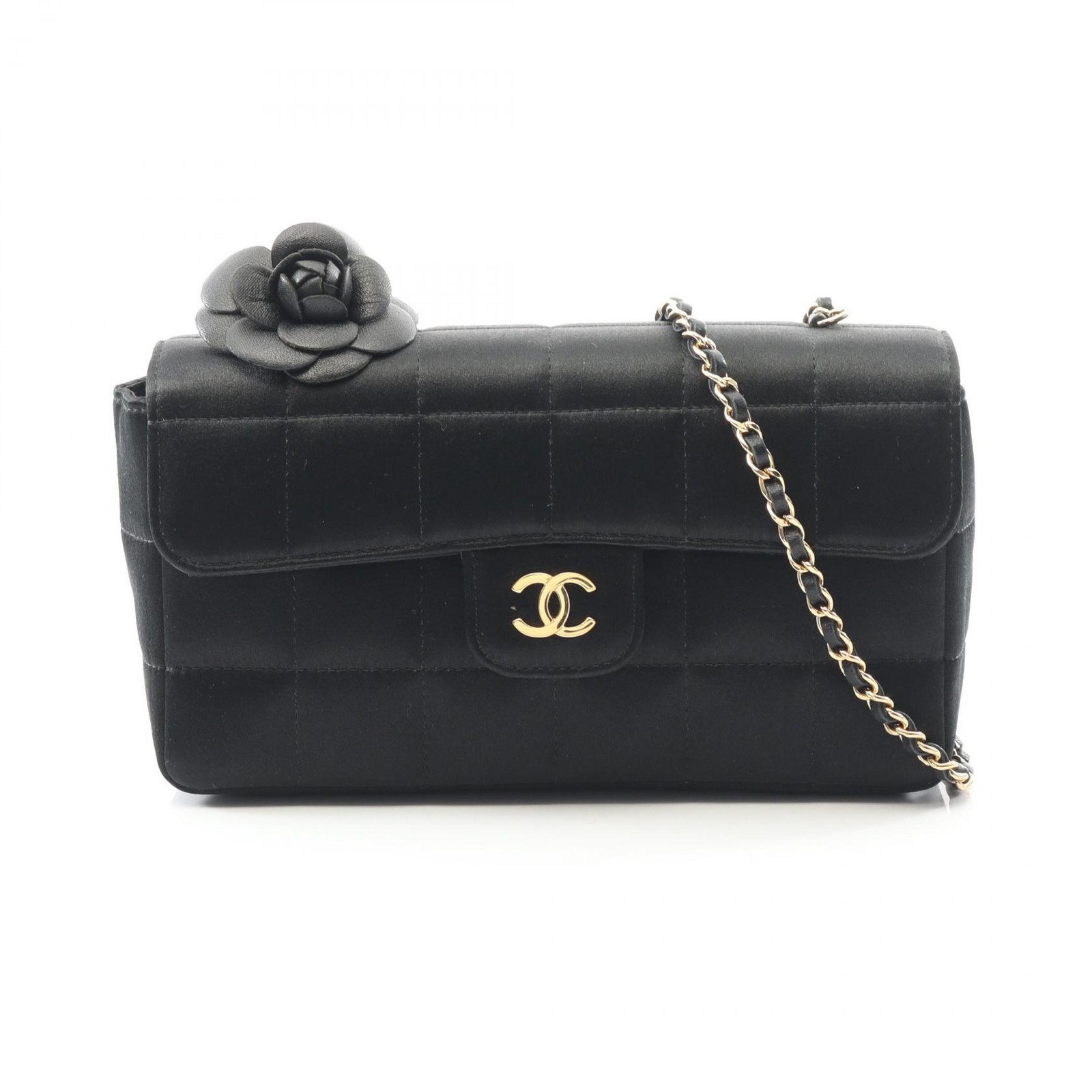 15 OFF 7 19 20 00 7 26 9 59 CHANEL Chocolate Bar Camellia Shoulder Bag Bag Fabri